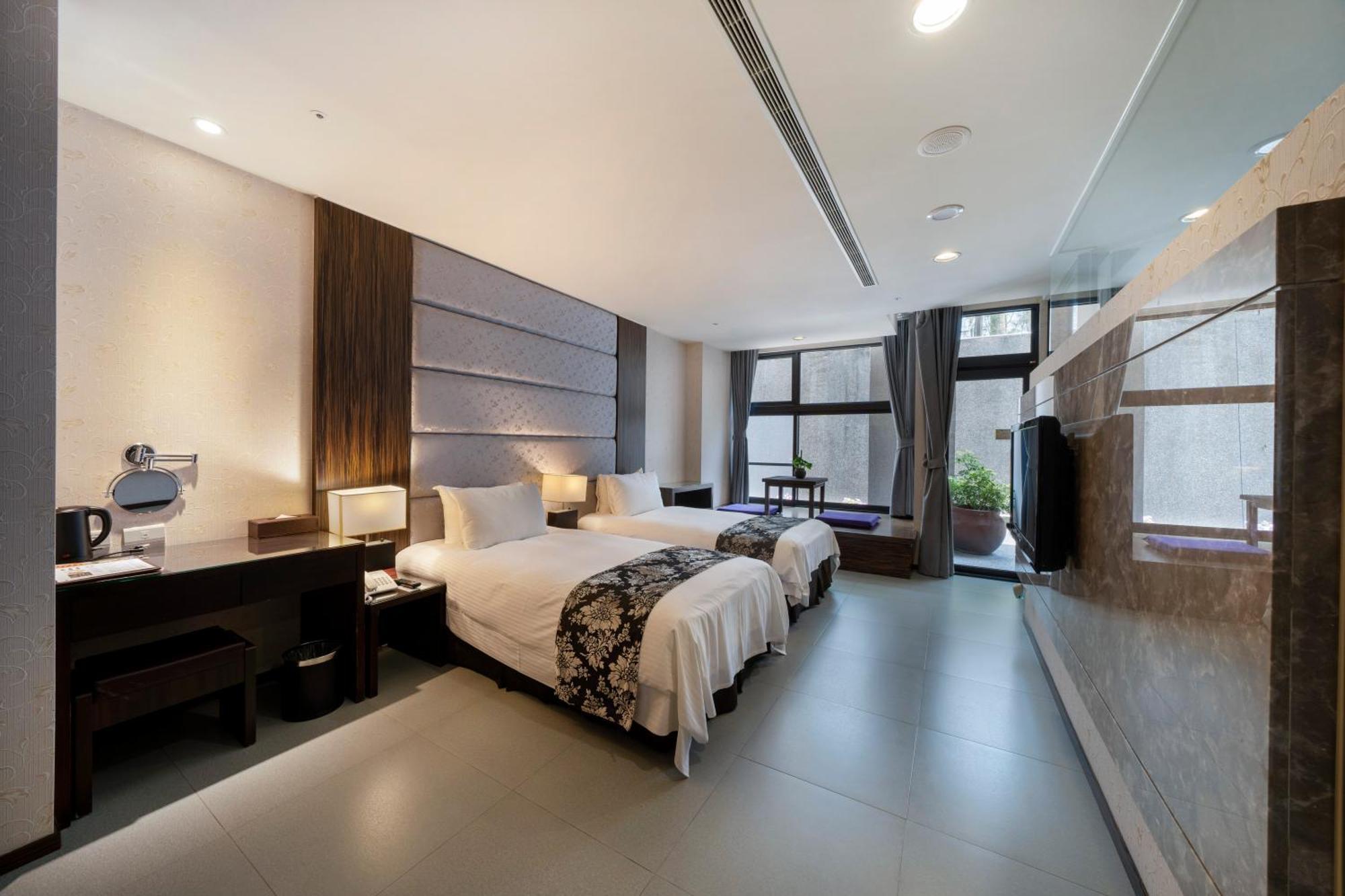 Tai-Yi Red Maple Resort Puli Buitenkant foto