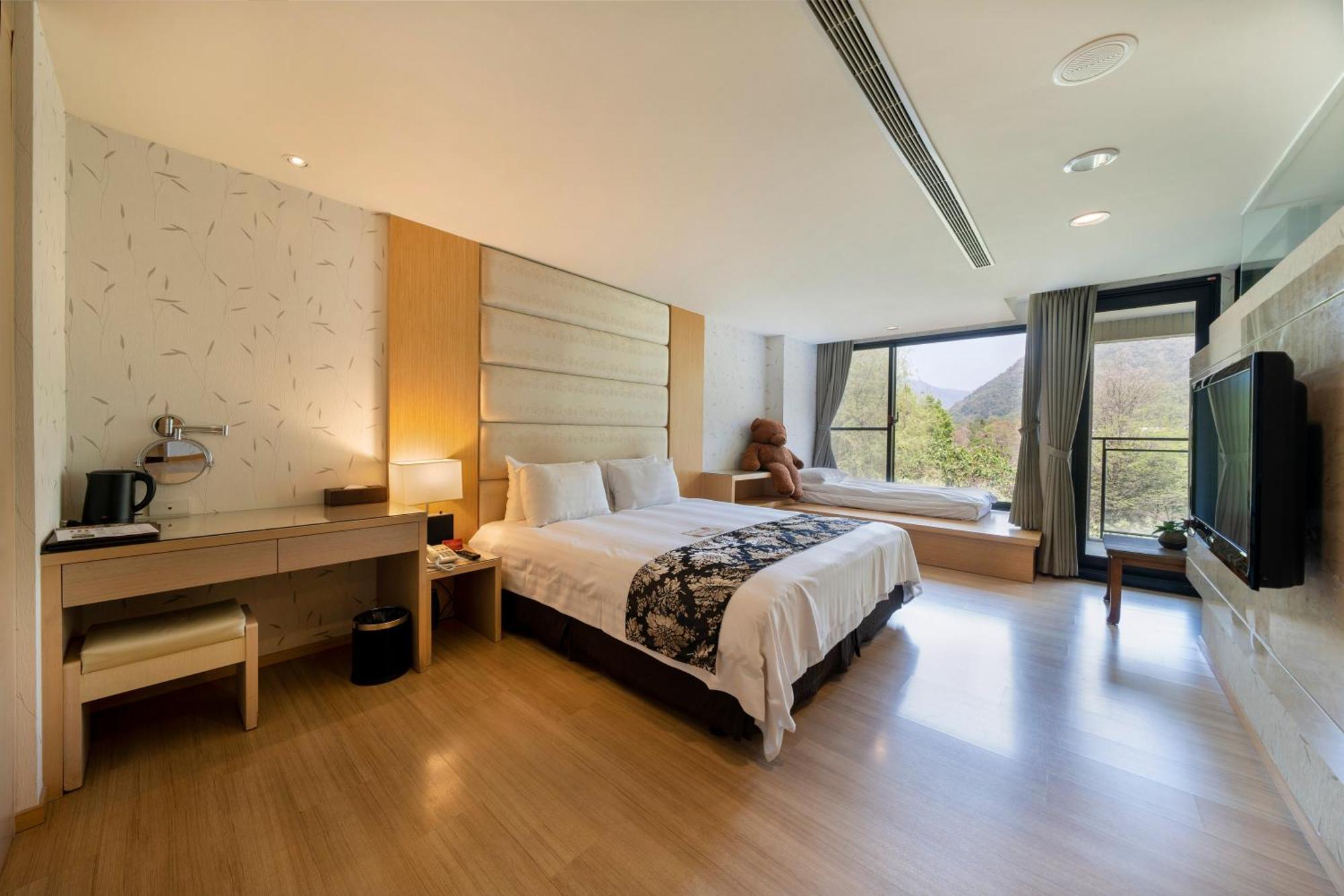 Tai-Yi Red Maple Resort Puli Buitenkant foto