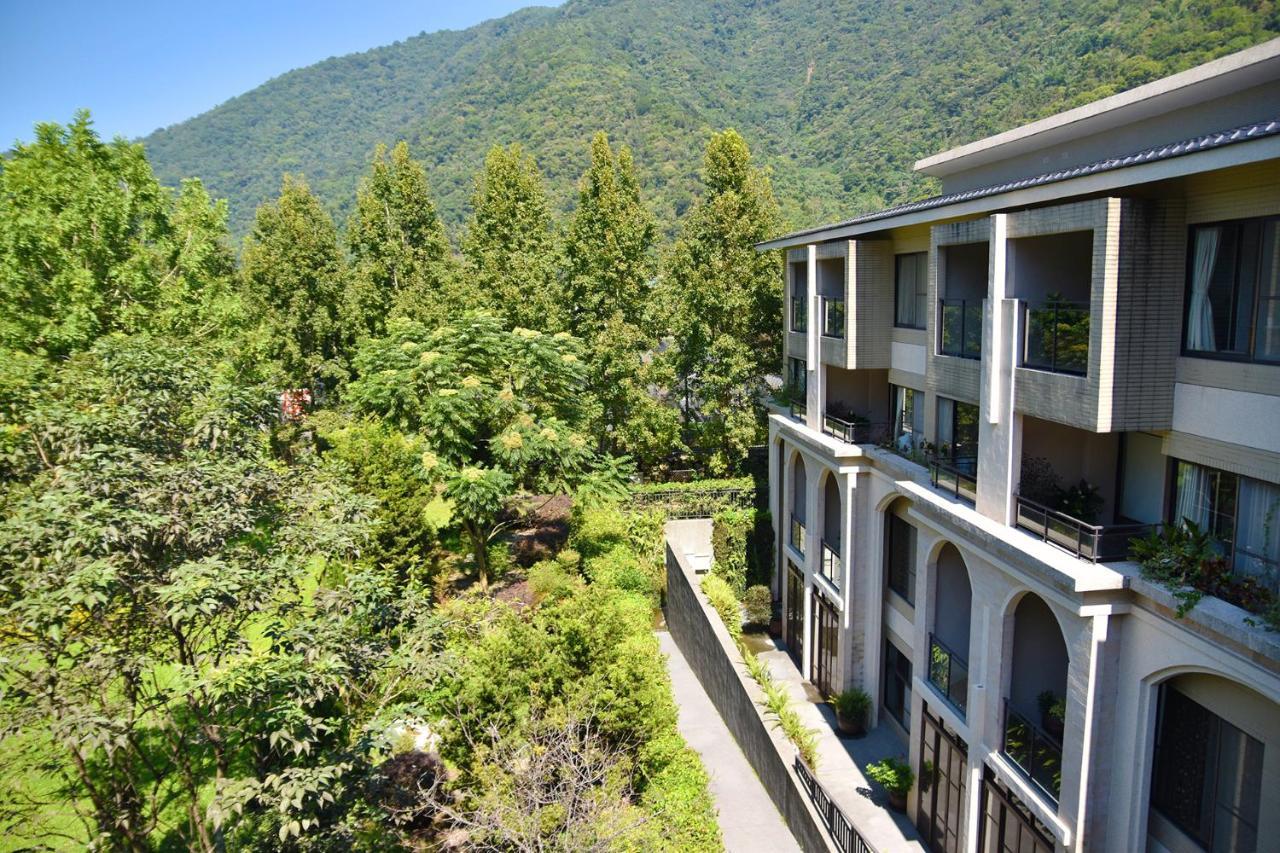 Tai-Yi Red Maple Resort Puli Buitenkant foto